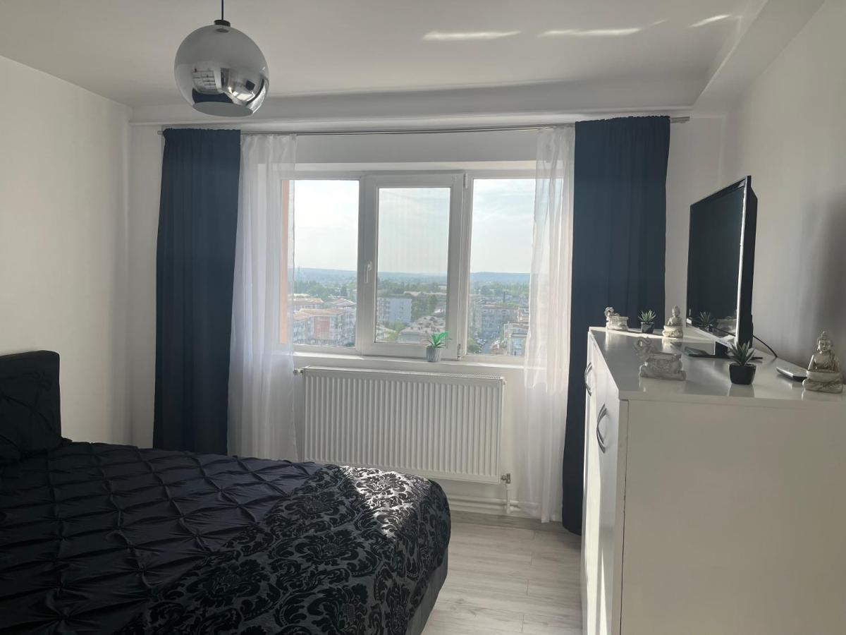 Apartment 2 camere 1,3 km Promenada Mall Capacitate 4 persoane