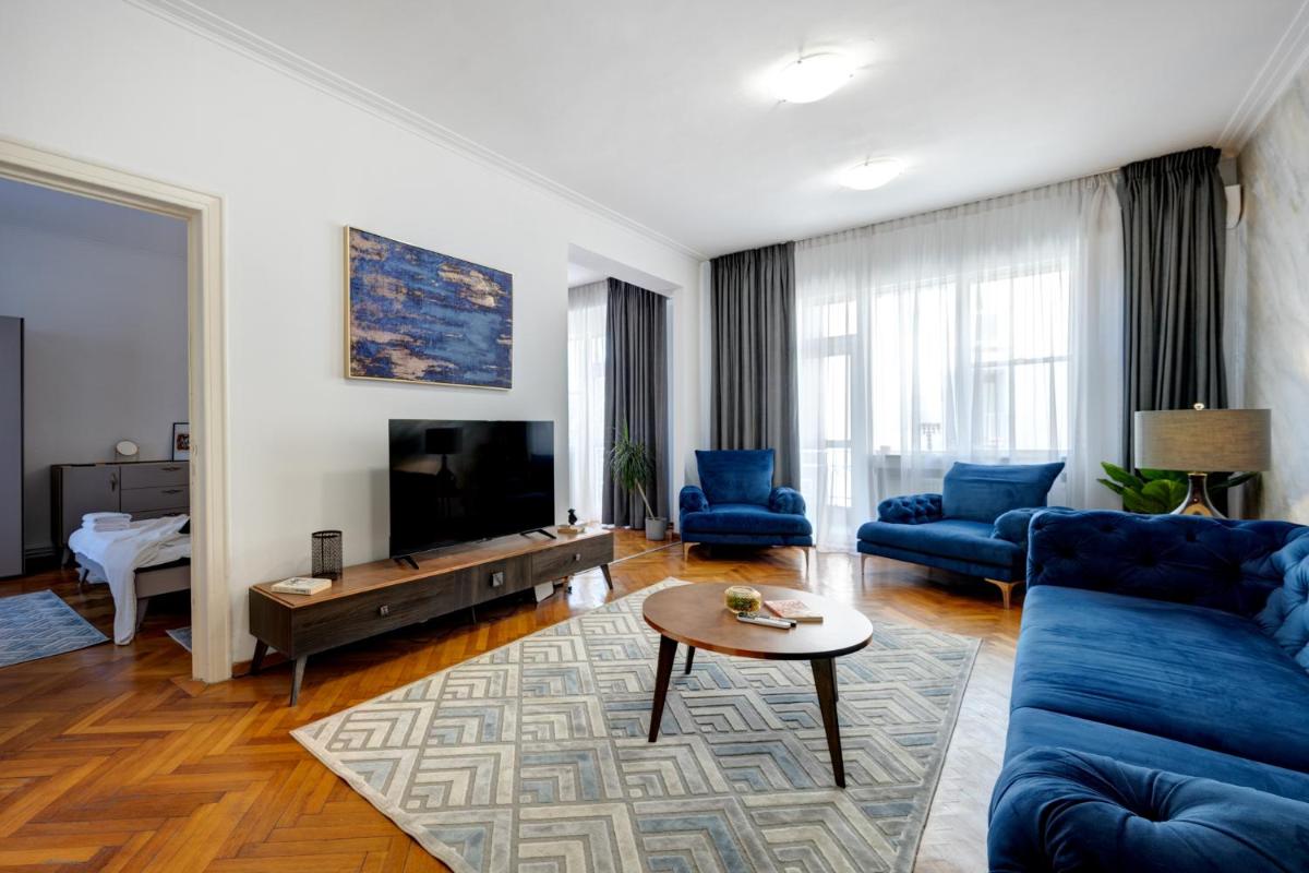 2 Bedroom Apartment - Romanian Athenaeum