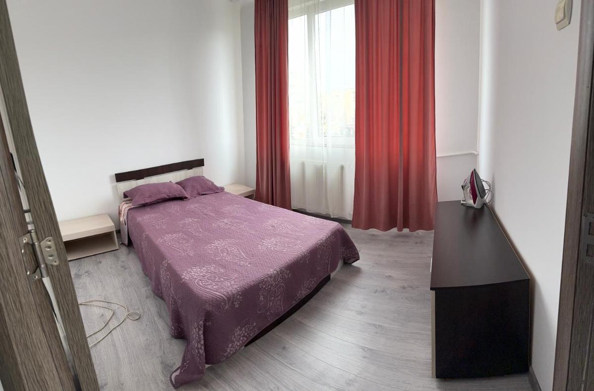 3Rooms Center
