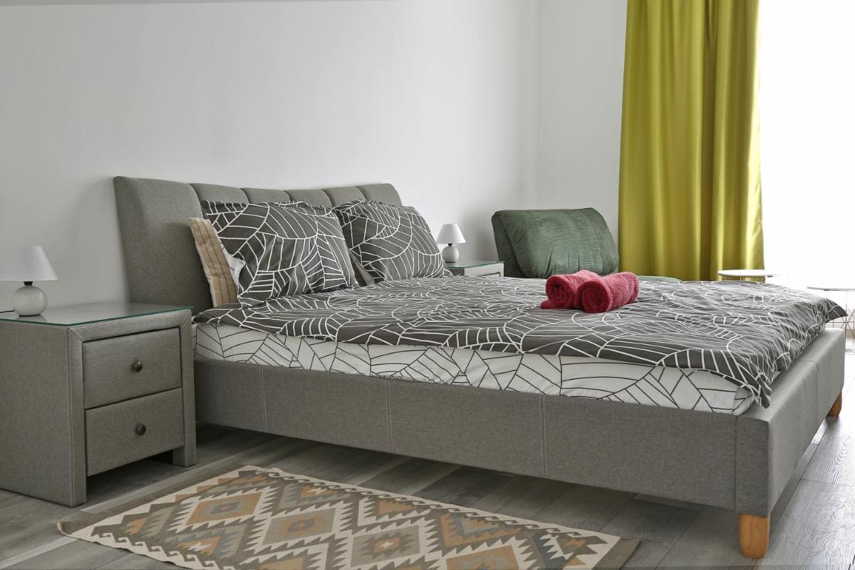 Ada Homes 08