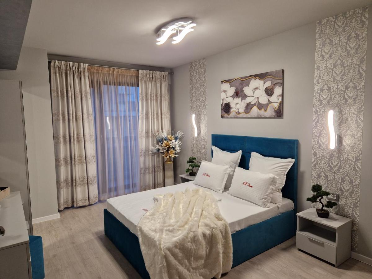 Alecsa 2 Luxury Residence