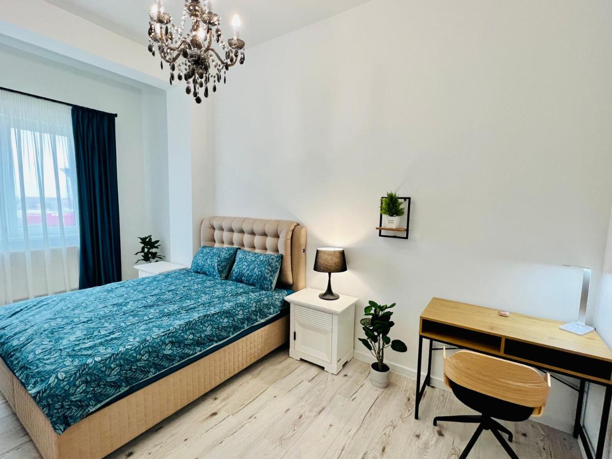 Altheda Living Topaz 29C-14