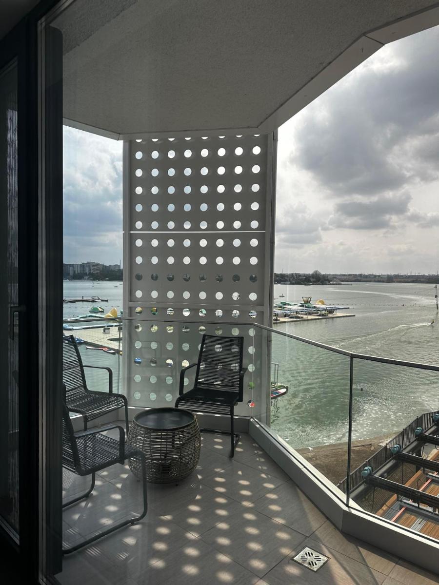 Lake On Exclusive