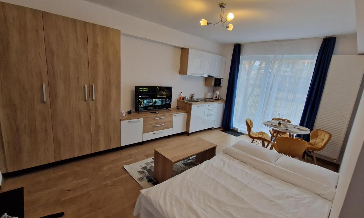 CALAS Apartments 2AP