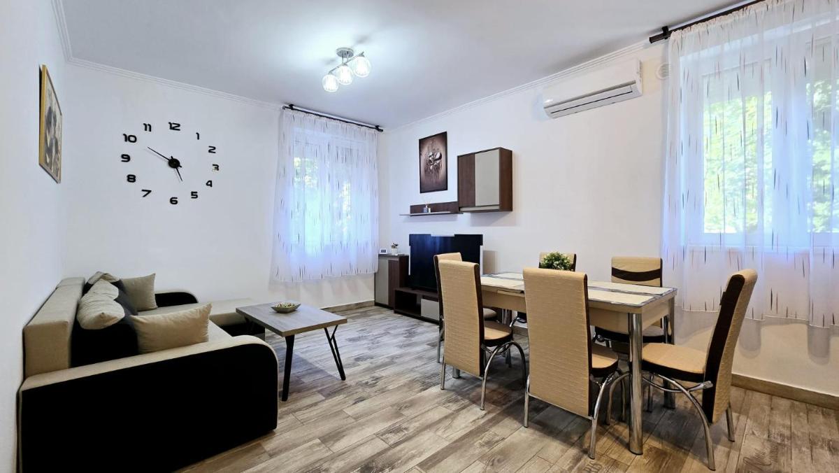 Apartament 3 camere Hd