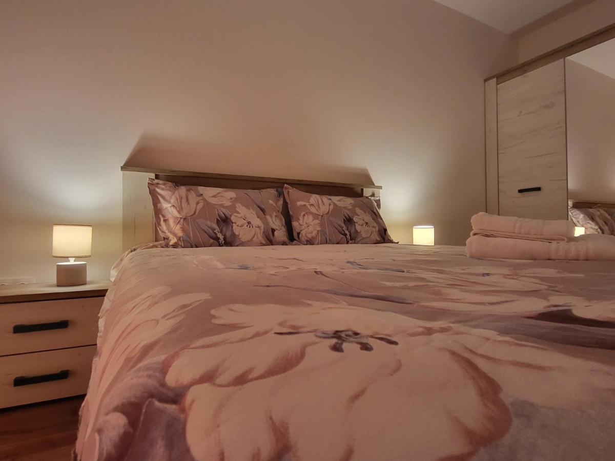 Apartament C&L
