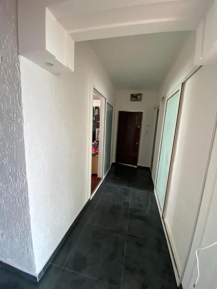 Apartament Onești