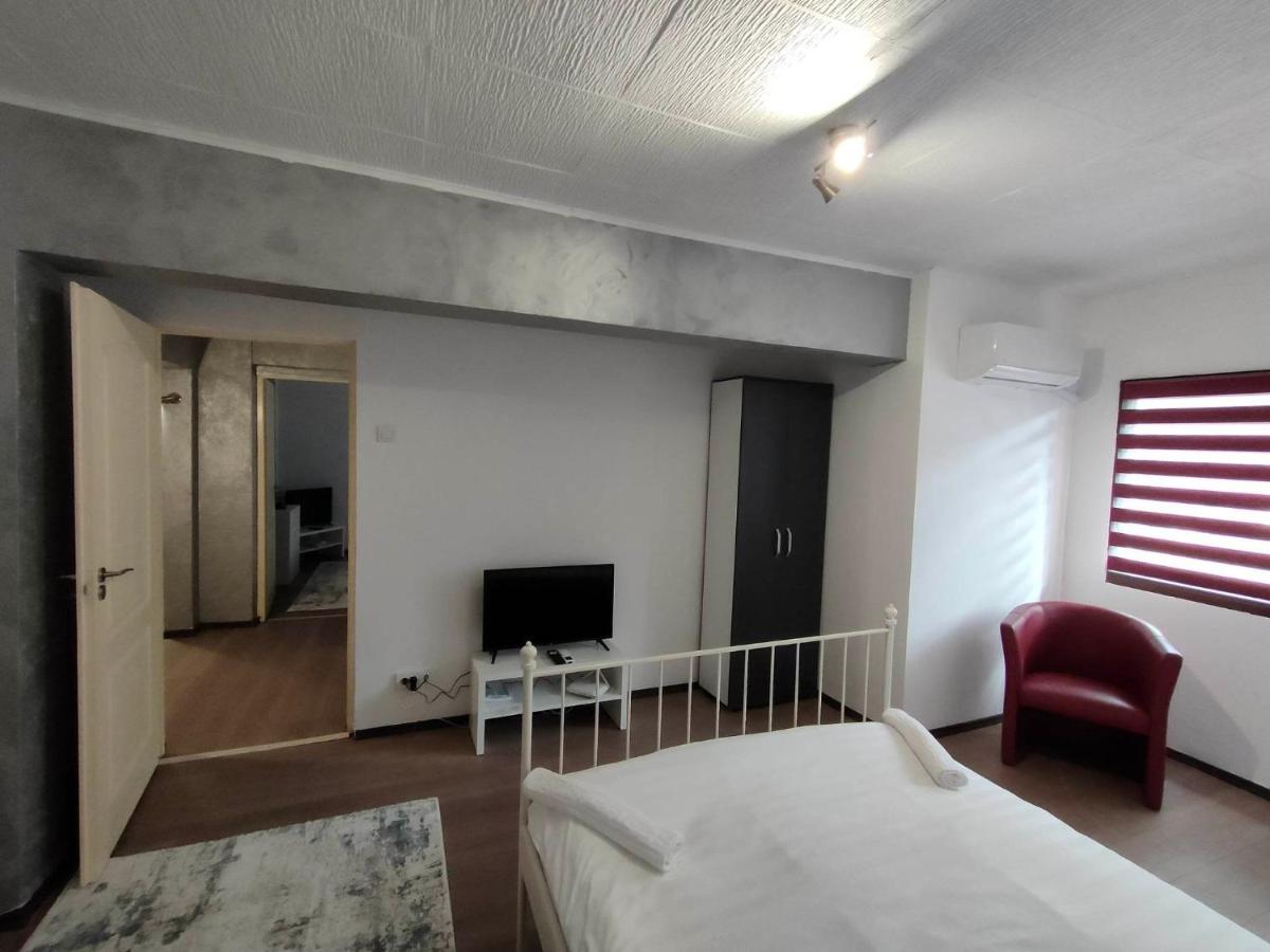 Apartament Roman