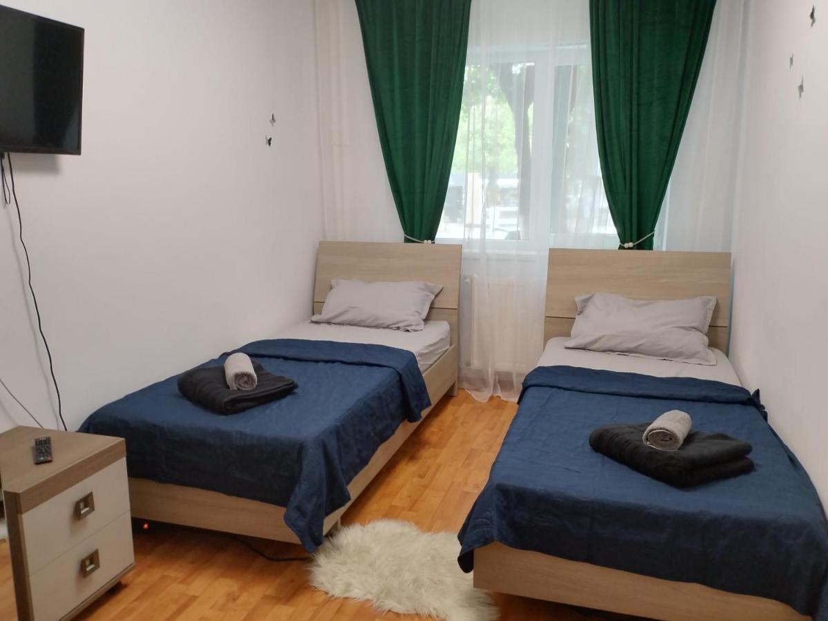 Stefan apartament 2 dormitoare si living