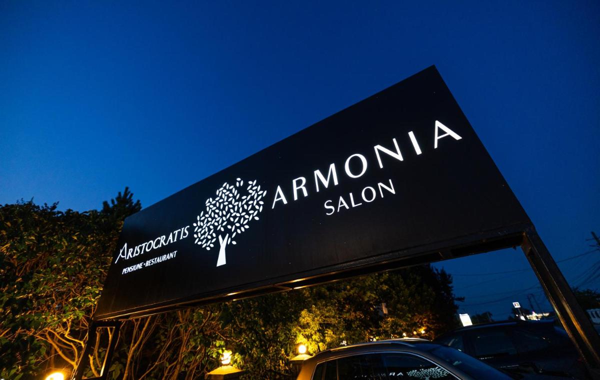 Armonia by Aristocratis