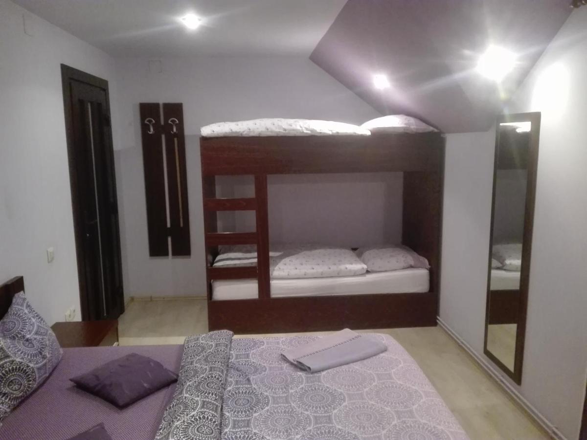 Casa De Vacanta Silvia Varmaga