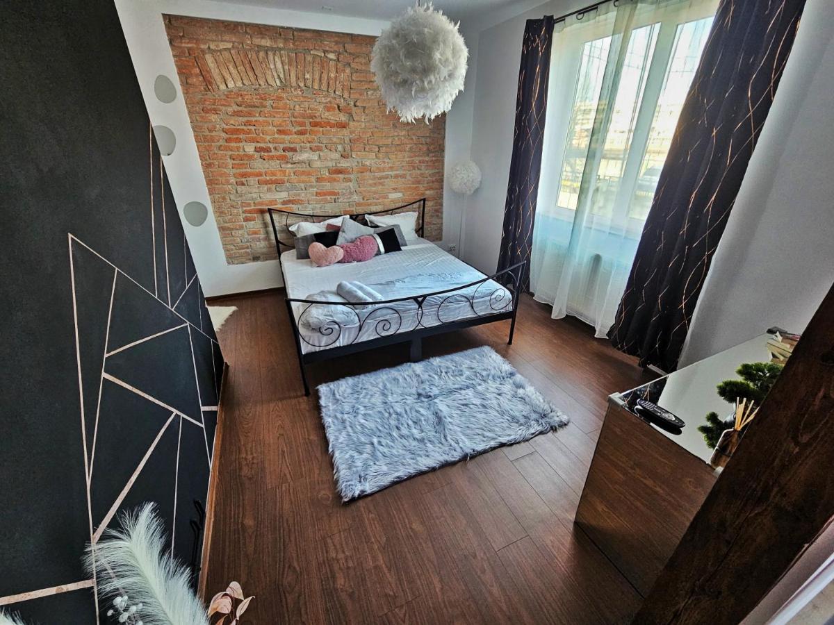 Central Station Apartment