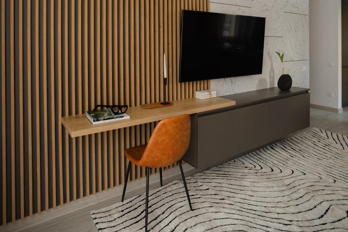 Chic Condo at Urban