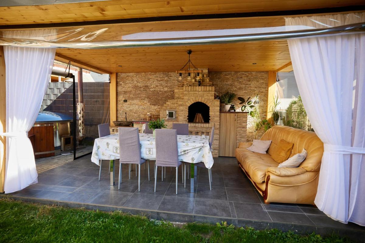 Comfy House