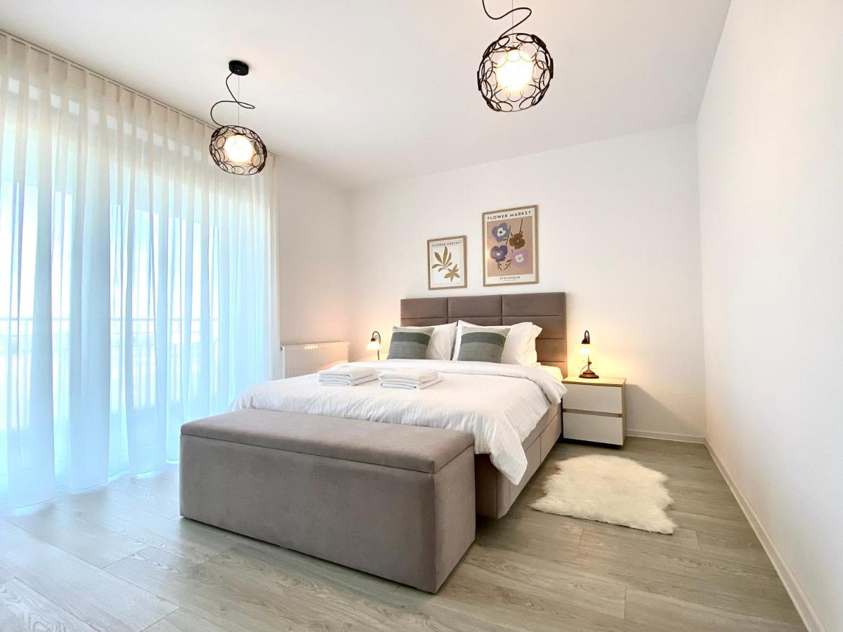 Uptown Apartment