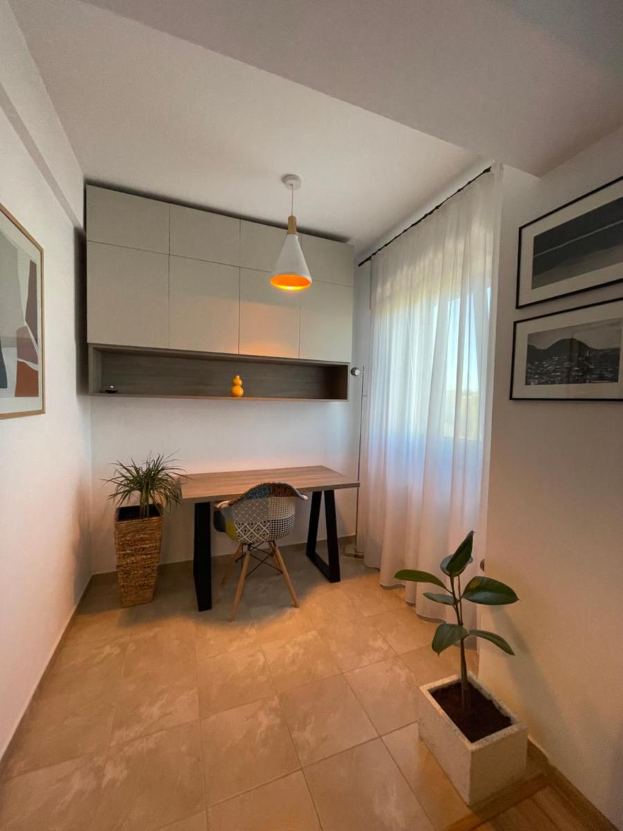 Cozy Apartment - near Airport and Palas Mall