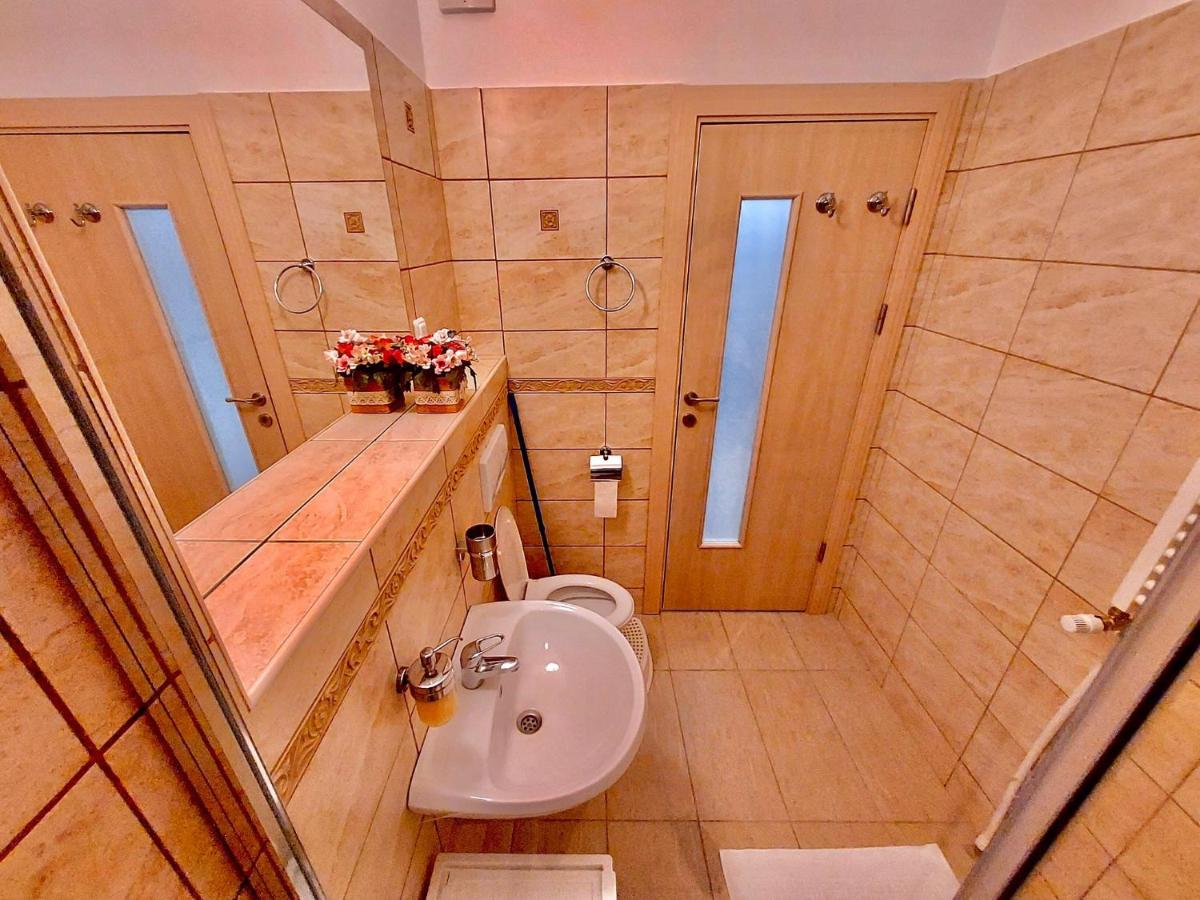 Criss apartament