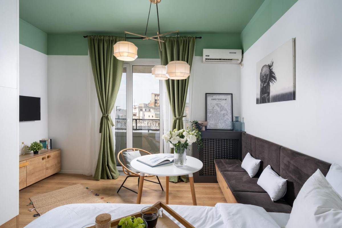 Downtown by CityLife Suites