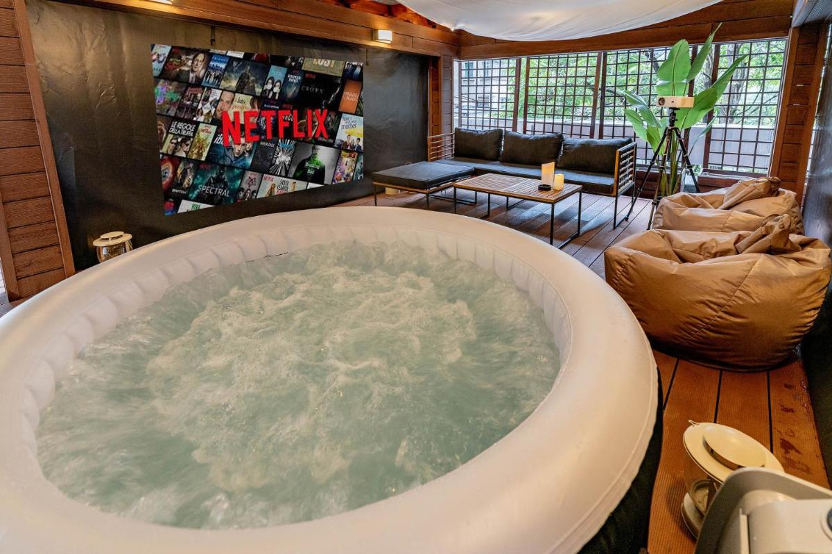 Downtown Wabi-Sabi loft Terrace&Jacuzzi Old Town