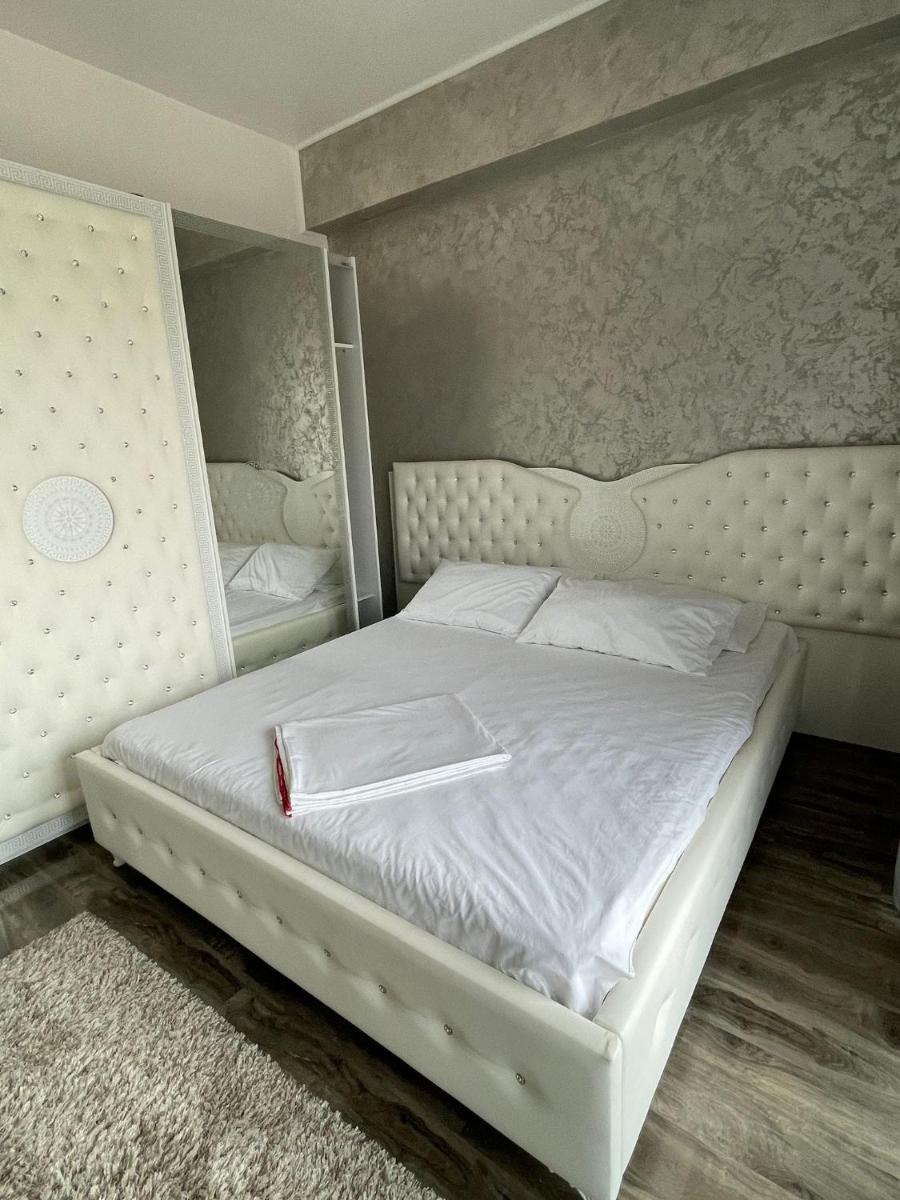 DXN Apartment 10