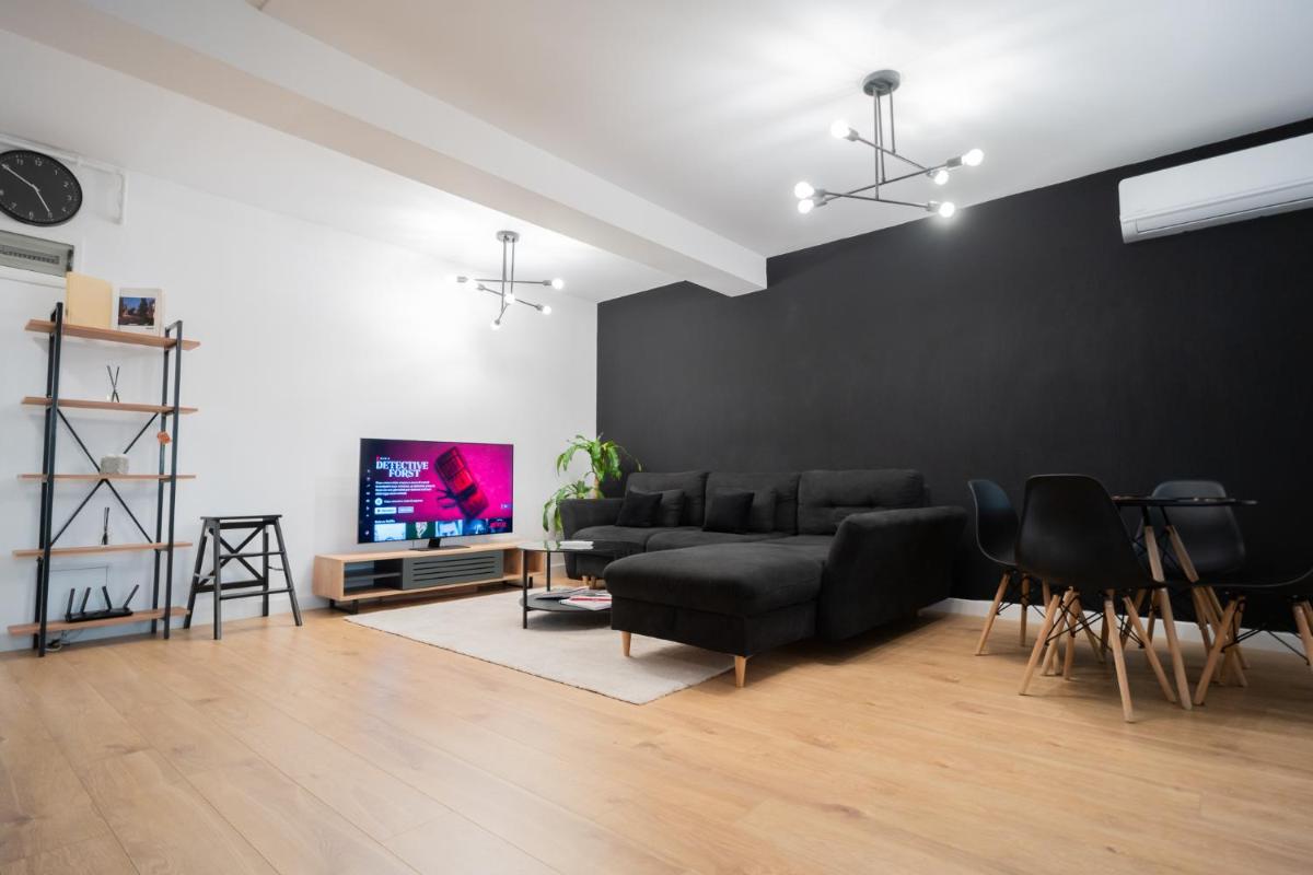 Elegant & Modern 1BR Pipera Residences