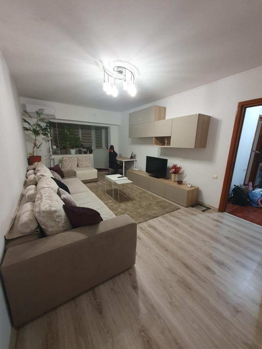 Ells Aparthotel