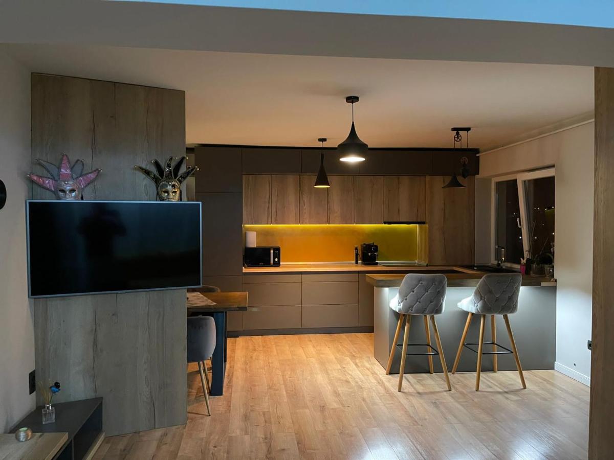 GAVAS APARTMENTS - Jacuzzi & Panoramic View