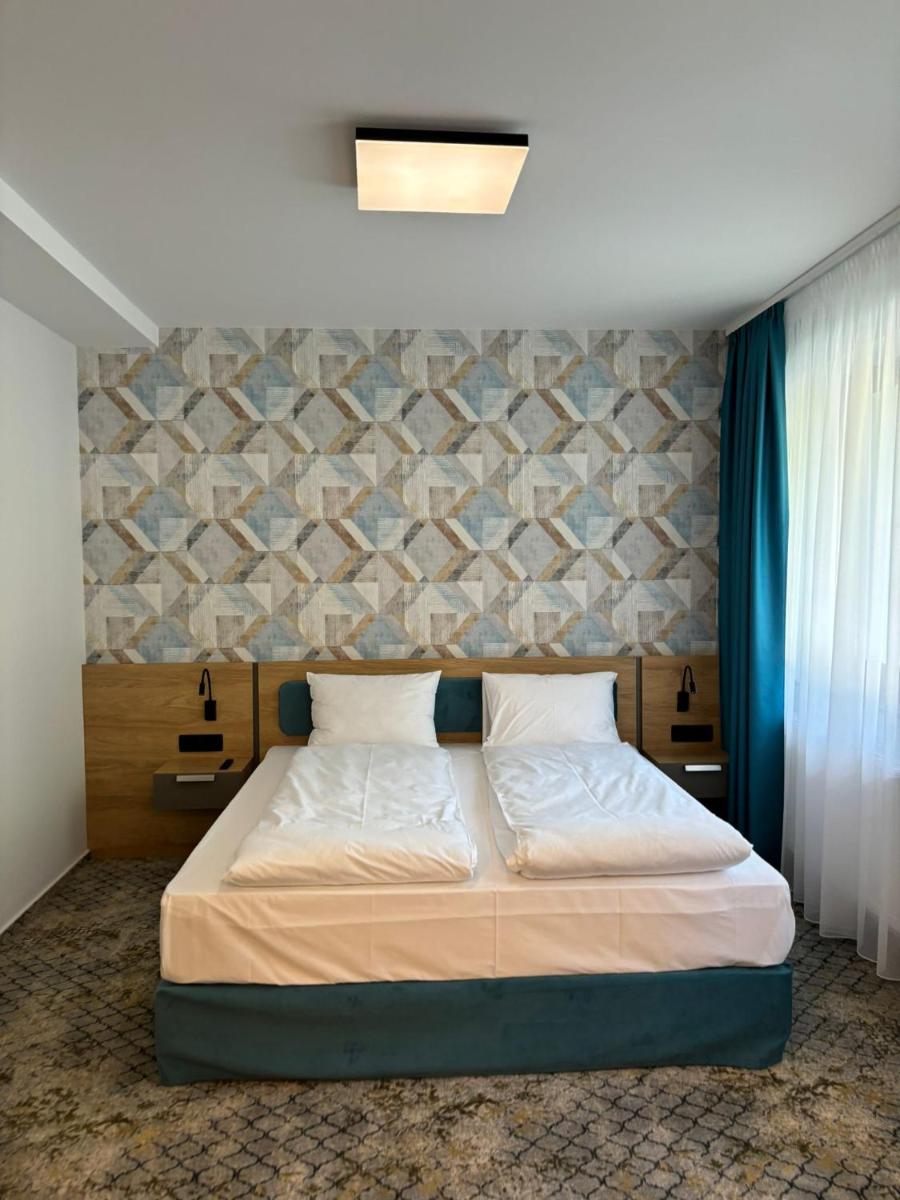 Harmony Rooms