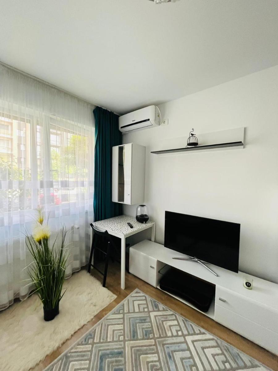 Kiki home