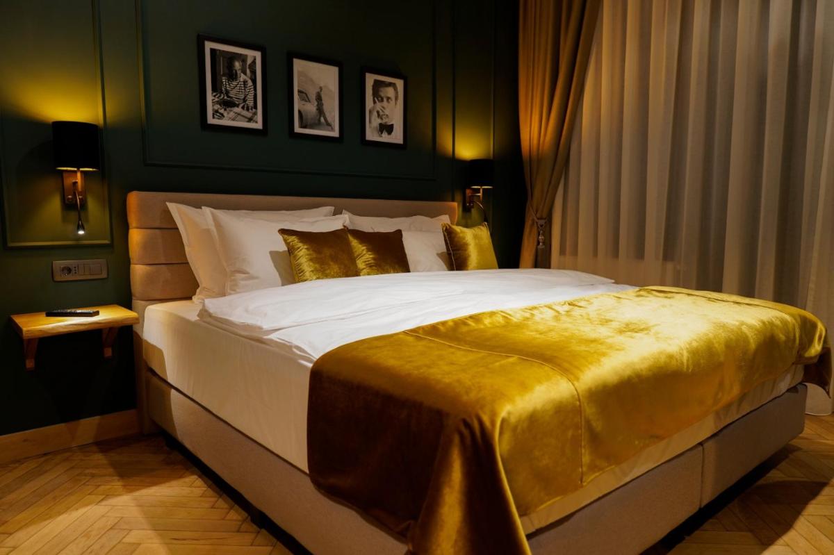 Leon s Place Brasov