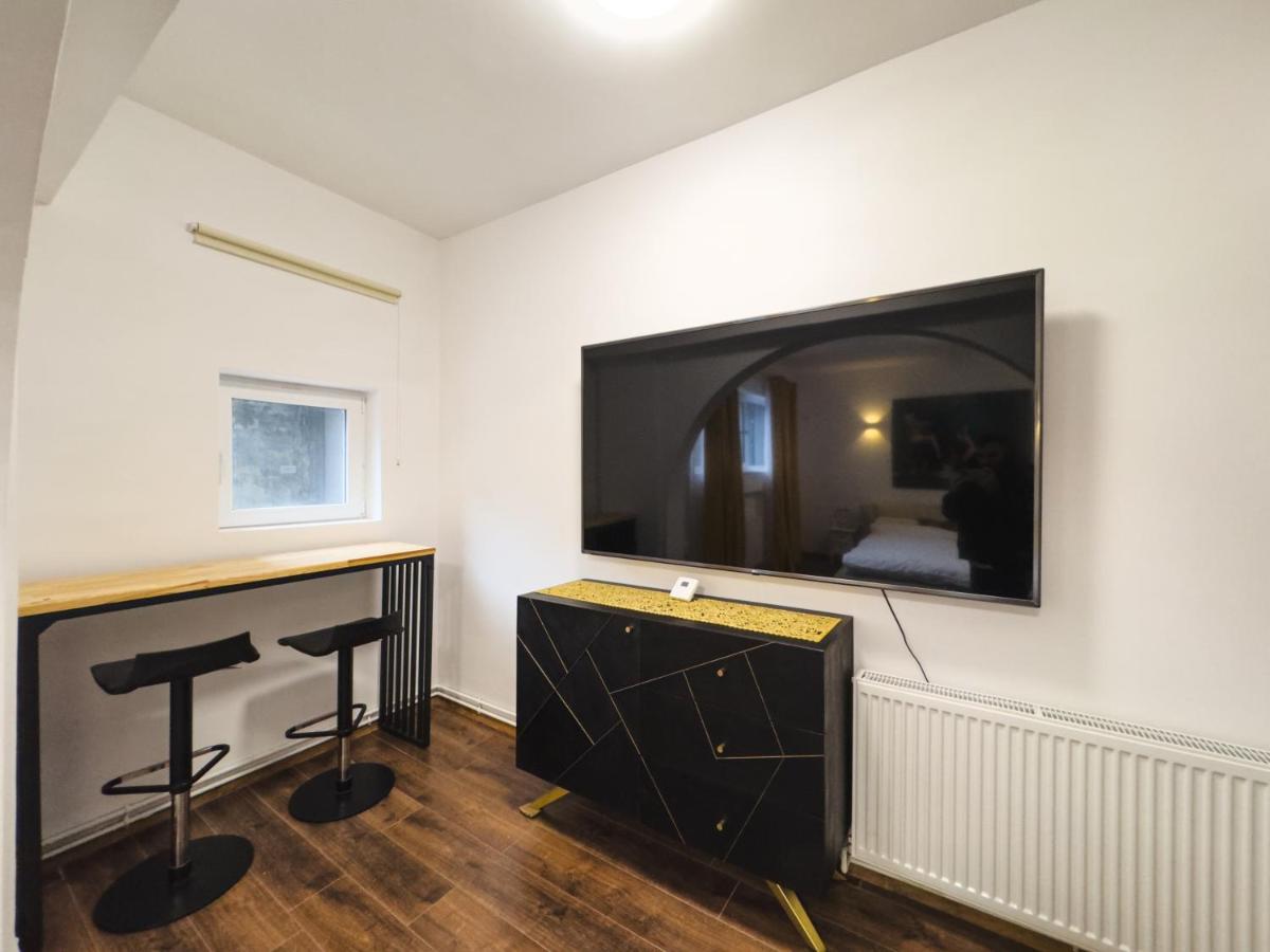 Loving Downtown Studio by CHR Luxury Property