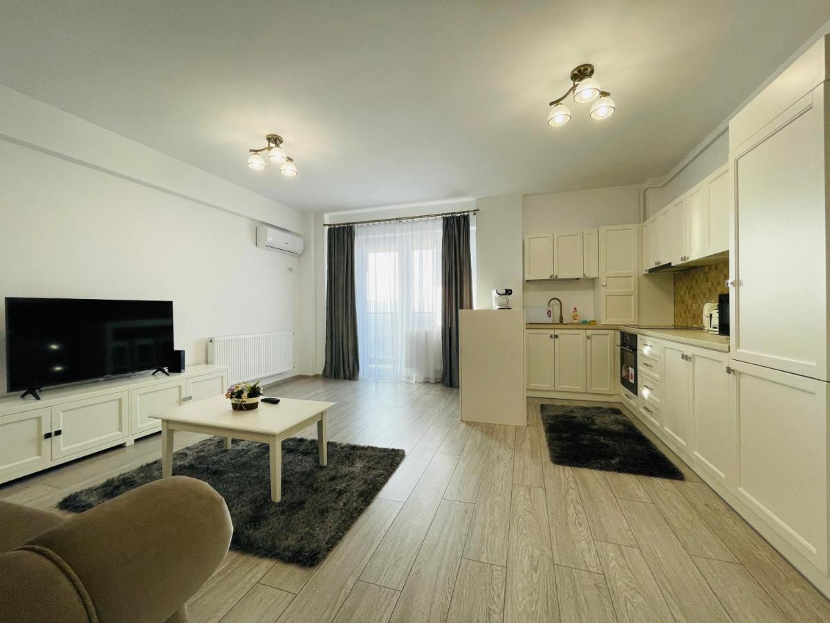 Luxury Apartment with Sunset View Palas