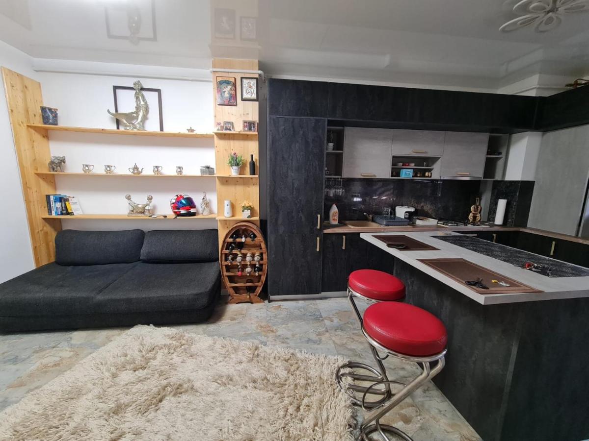 Luxury Flat Nicol