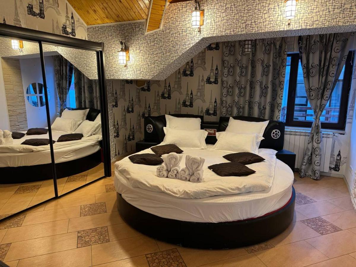 Babylon Apartment