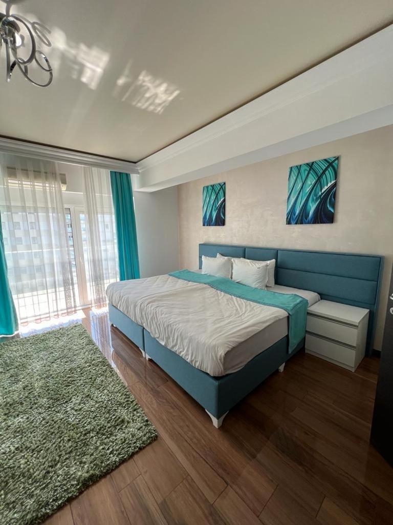 Mamaia White Tower