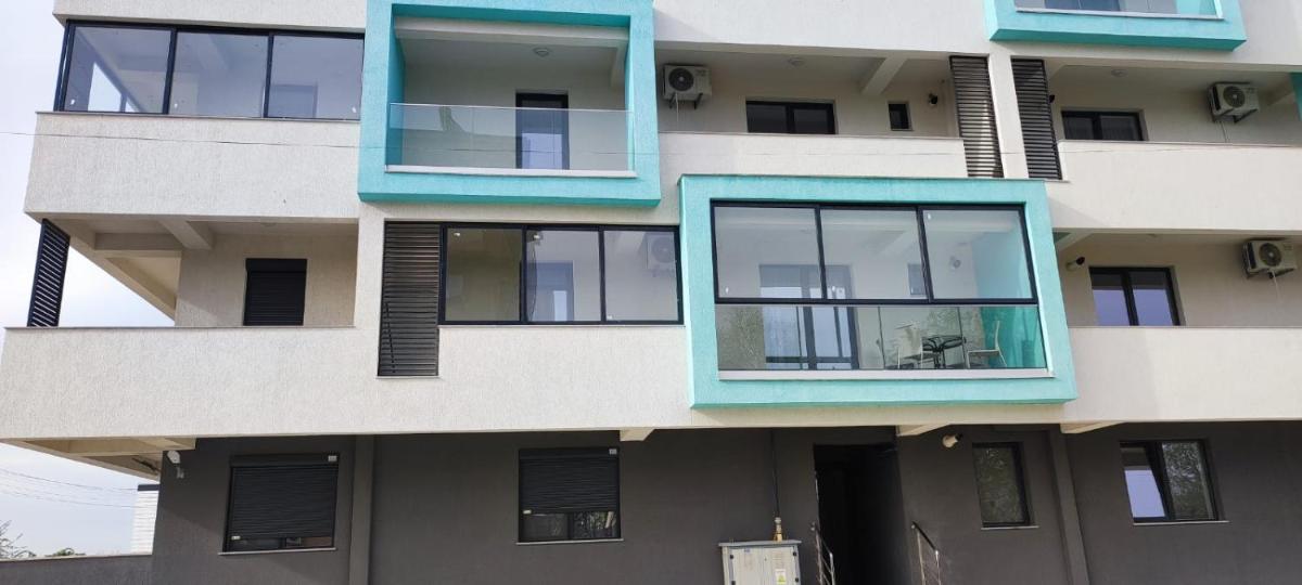 Mara Apartment 9