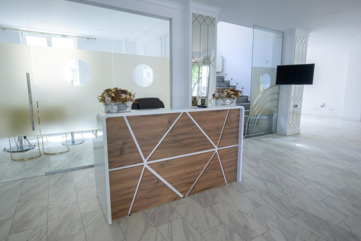 Hotel Maryiotis