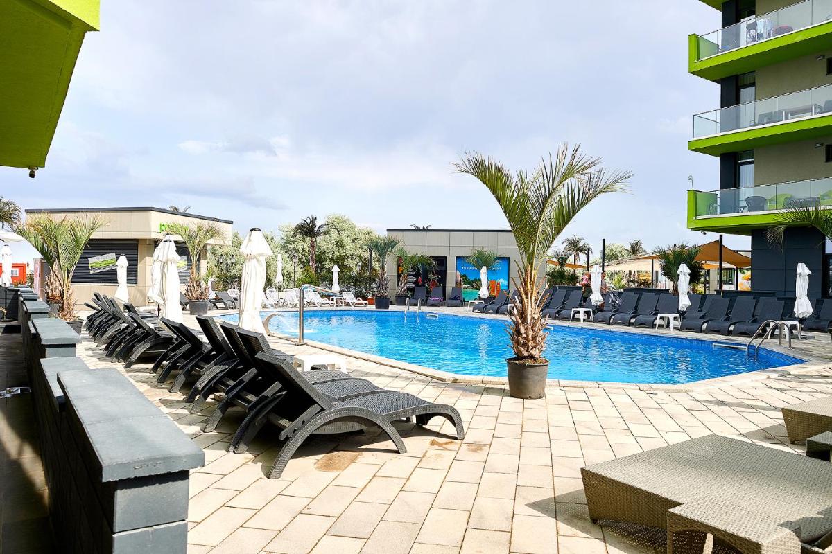 Maya Apartment- Spa n Pools beach resort