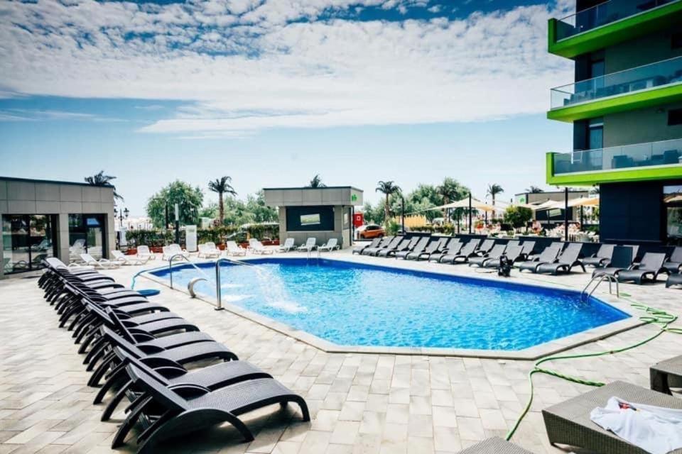 Michael By the Sea - Alezzi Beach Resort