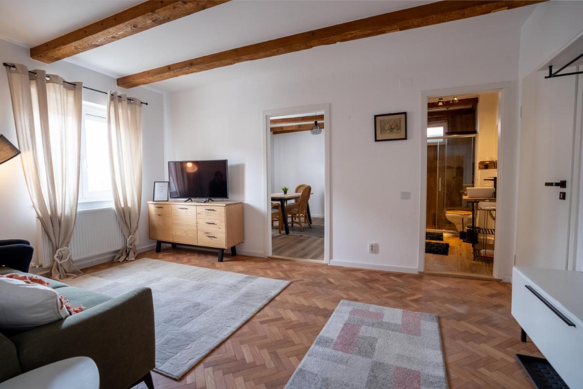 Middle Apartments