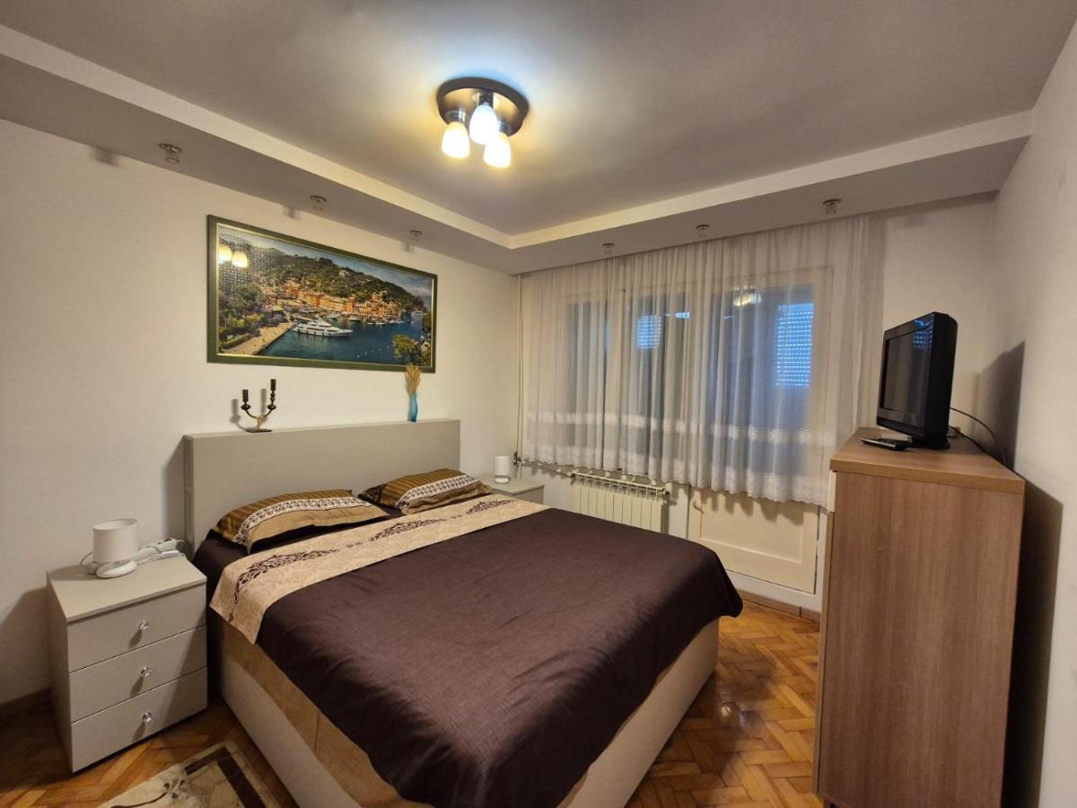 Mika's Apartment - comfort and style in Oradea