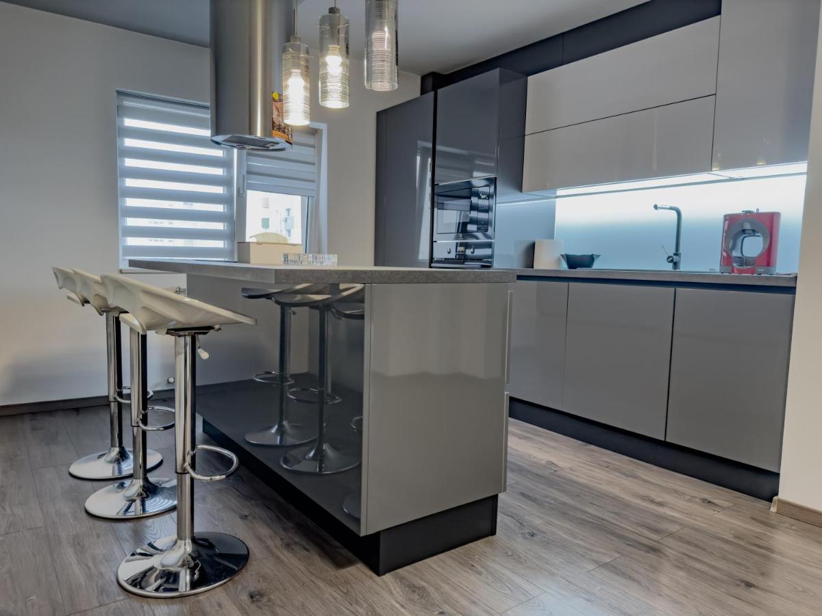Majestic apartment 3 room