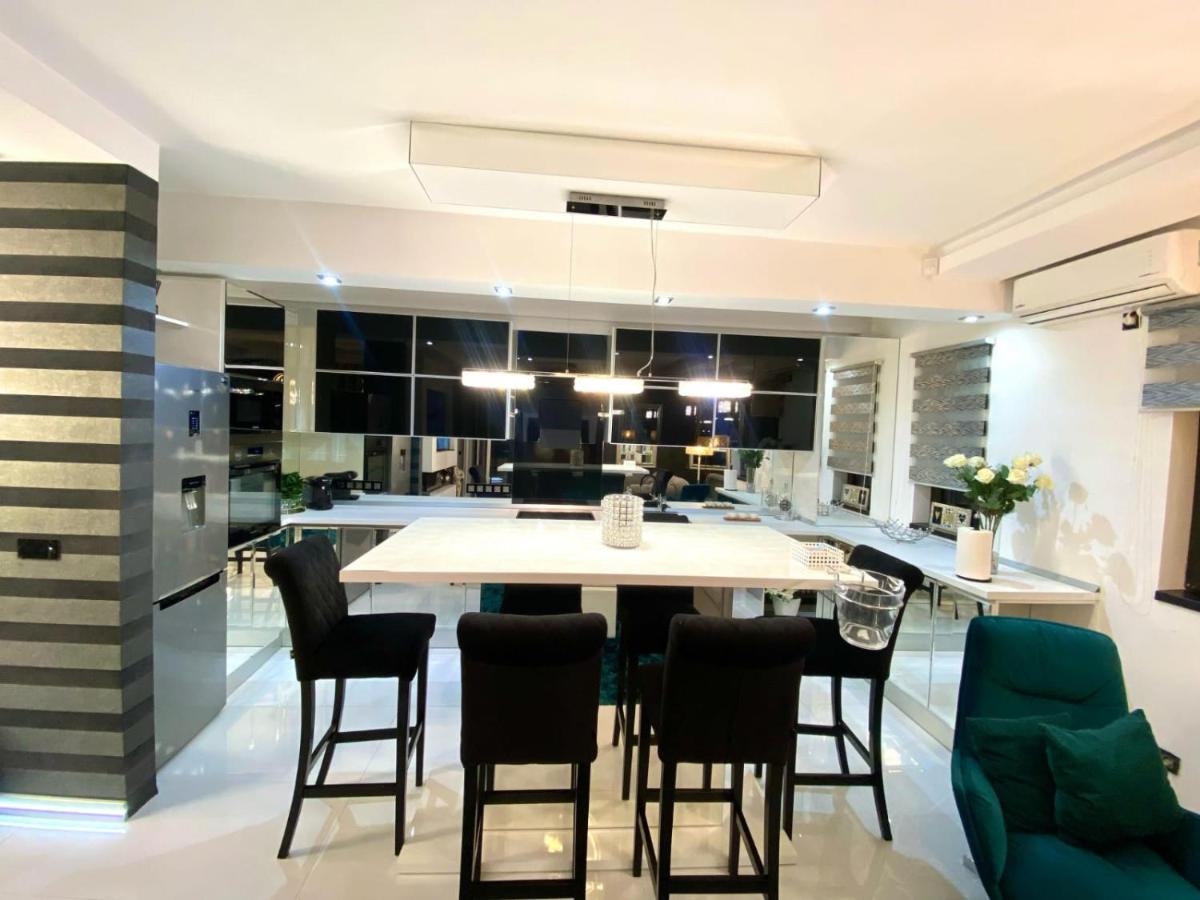 Mystik Penthouse