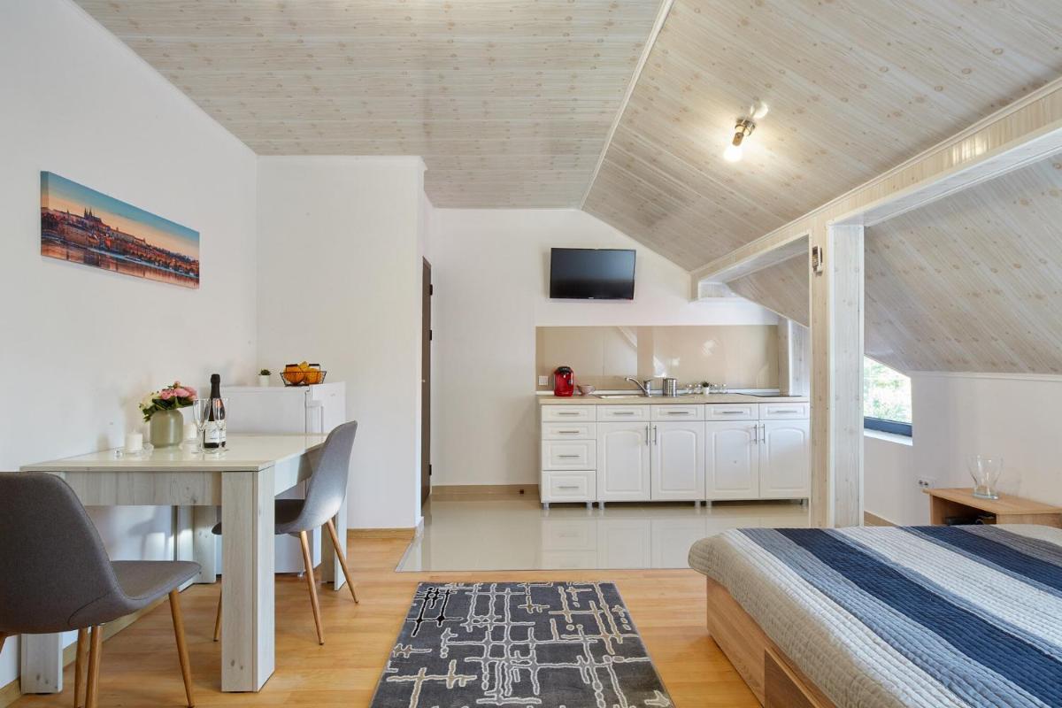 One bedroom apartment by SquashTech - 2