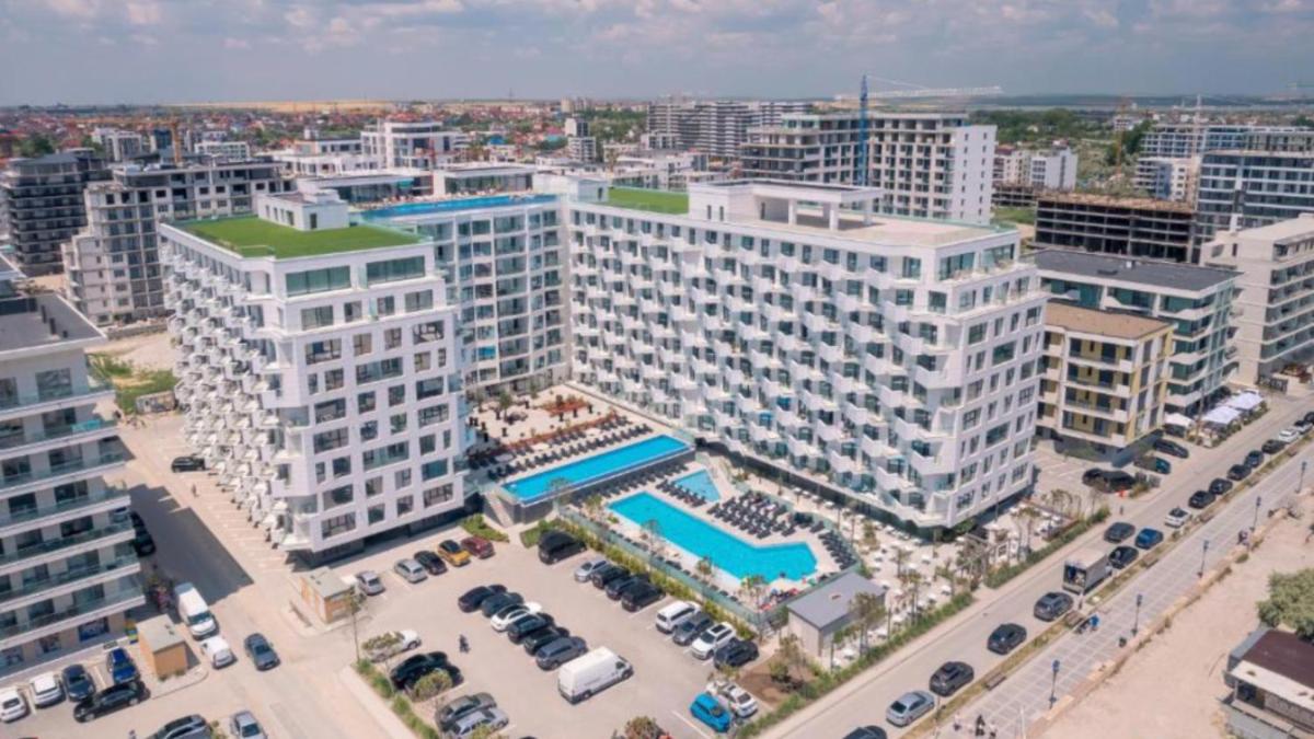 NOVSEE Infinity Pool & SPA