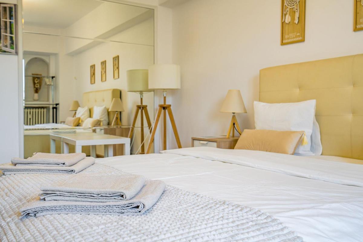 Old City Ultra Central Apartment-4BR-Parliament