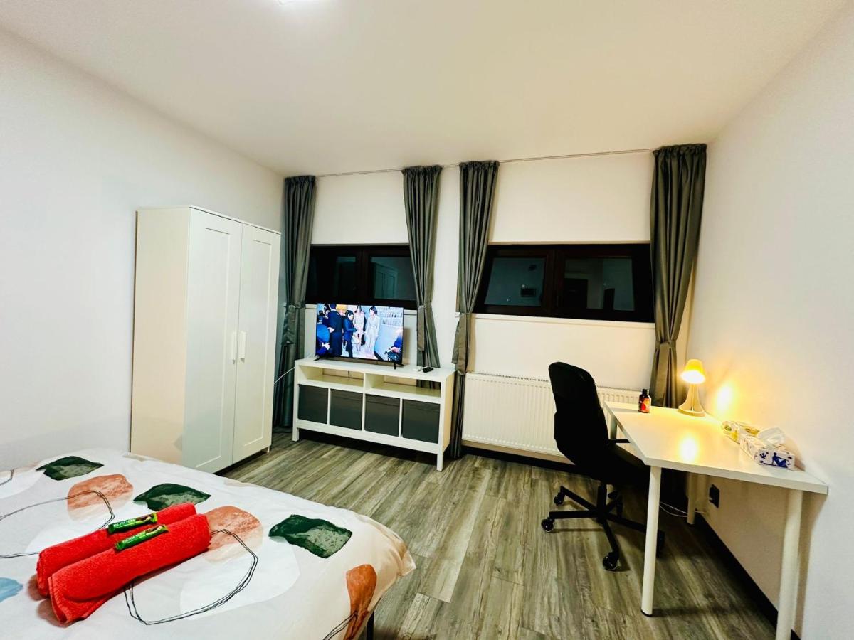 Old Town Retreat Studio 9