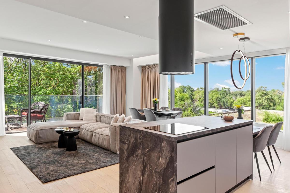 ONE Luxury Apartments