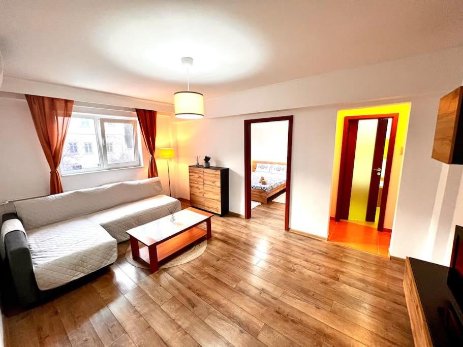 Piata Ovidiu 14 Flat