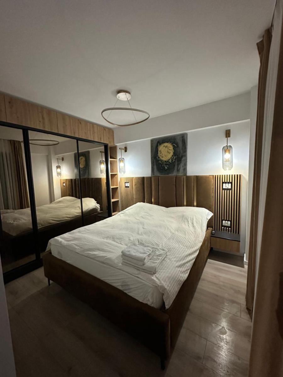 Q Business Apartment